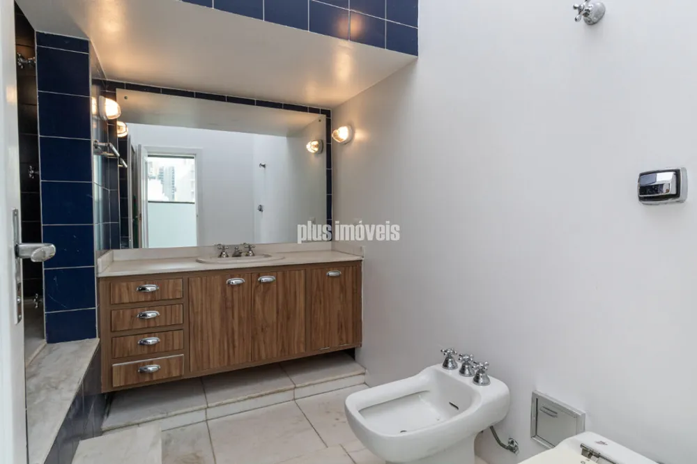 Apartamento, 3 quartos, 240 m² - Foto 4