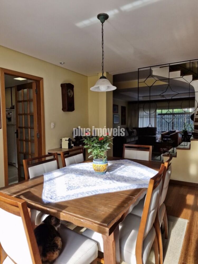 Casa, 3 quartos, 240 m² - Foto 11