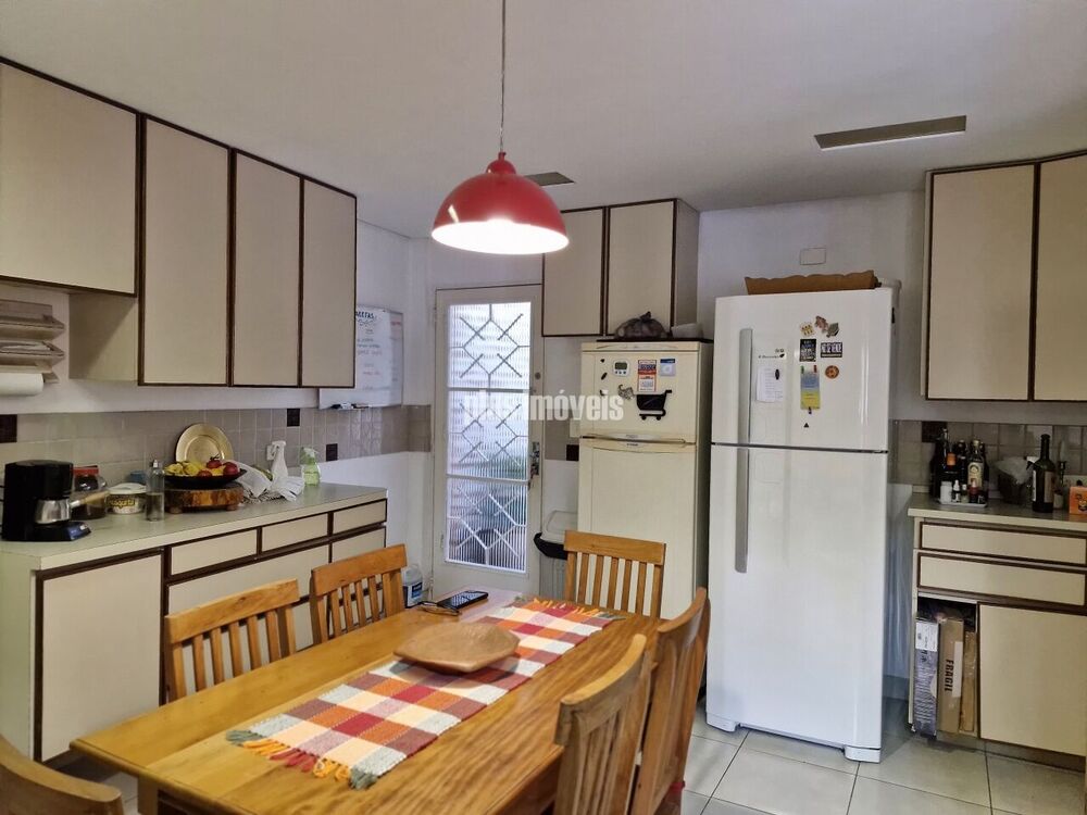 Casa, 3 quartos, 240 m² - Foto 36