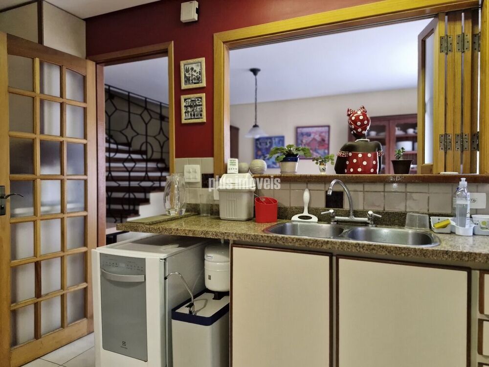 Casa, 3 quartos, 240 m² - Foto 33