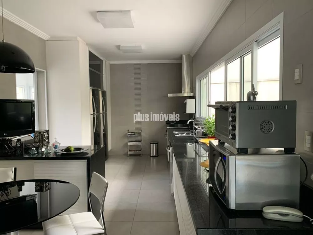 Casa de Vila à venda com 4 quartos, 448m² - Foto 4