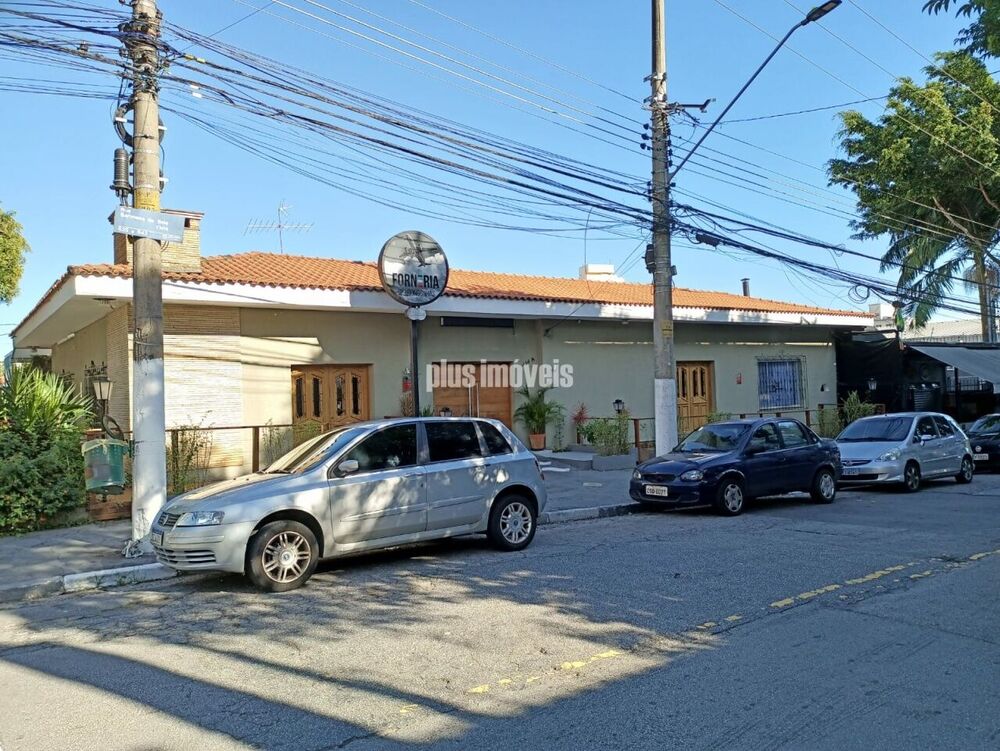 Casa, 1 quarto, 229 m² - Foto 1