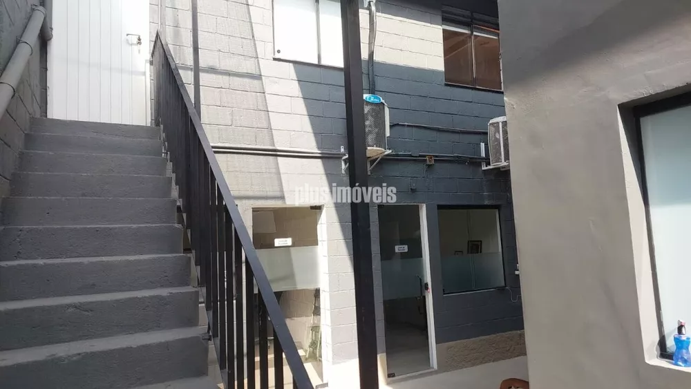 Casa à venda com 3 quartos, 355m² - Foto 3