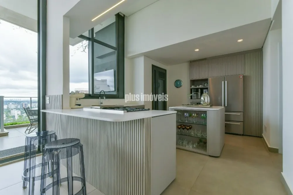 Apartamento, 3 quartos, 175 m² - Foto 1