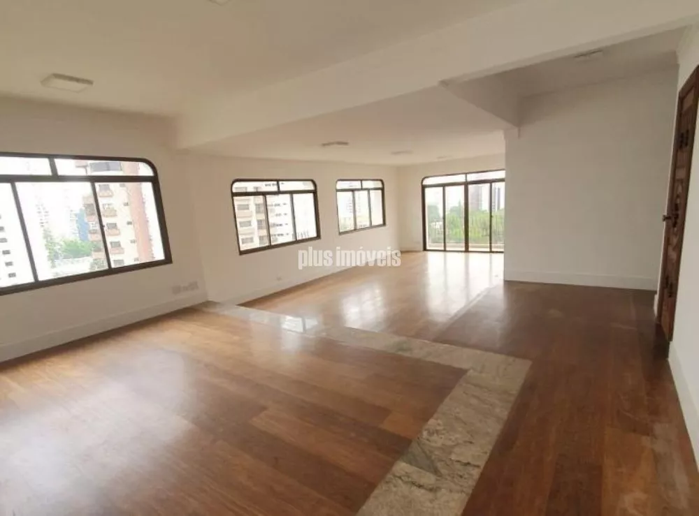 Apartamento à venda com 4 quartos, 232m² - Foto 1