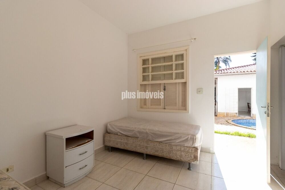 Casa, 4 quartos, 280 m² - Foto 1