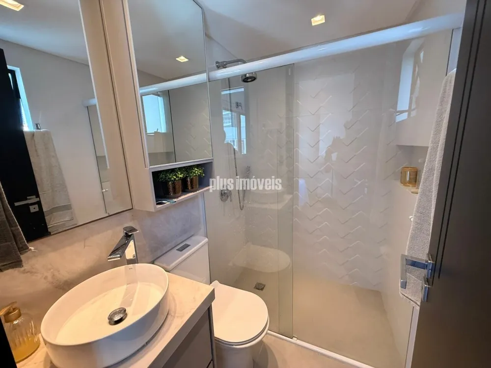 Apartamento, 3 quartos, 139 m² - Foto 2