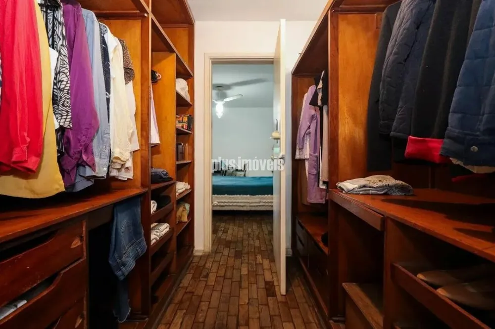 Casa, 4 quartos, 300 m² - Foto 1