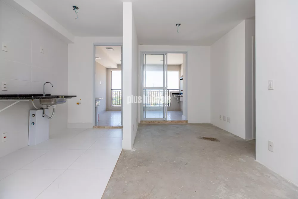 Apartamento à venda com 2 quartos, 64m² - Foto 4