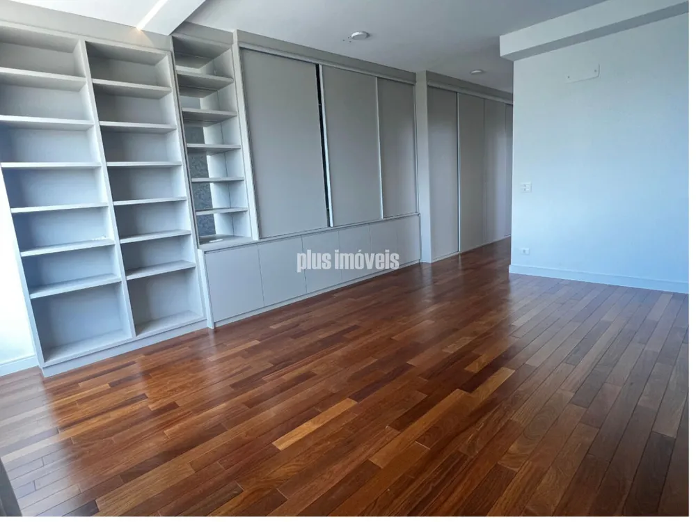 Apartamento, 3 quartos, 252 m² - Foto 2