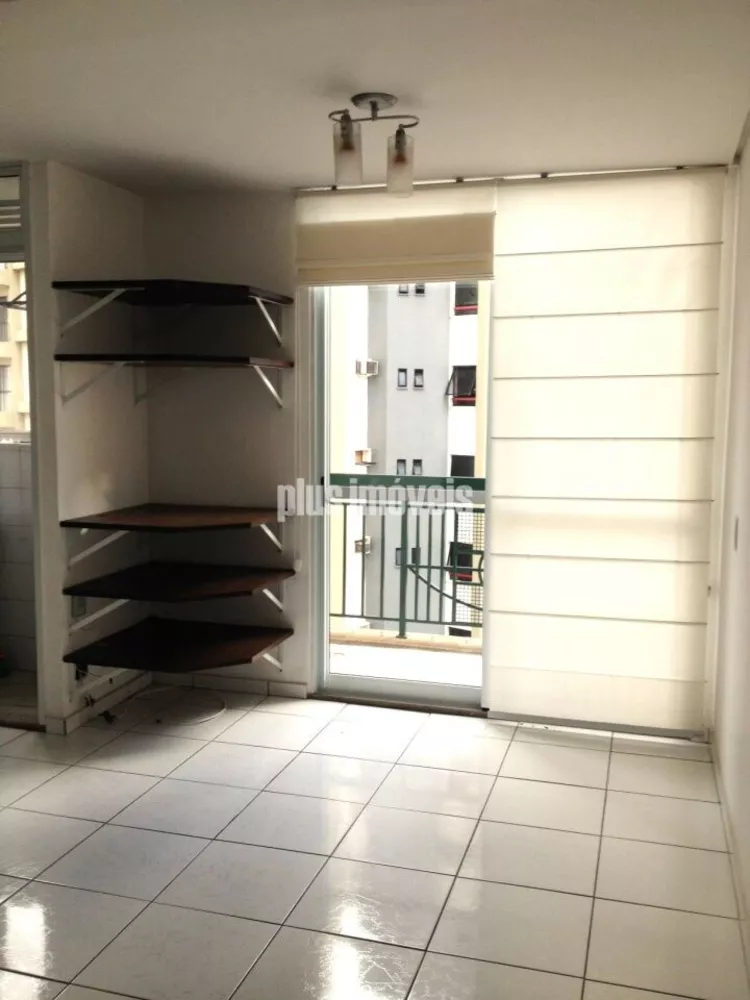 Apartamento à venda com 1 quarto, 60m² - Foto 3