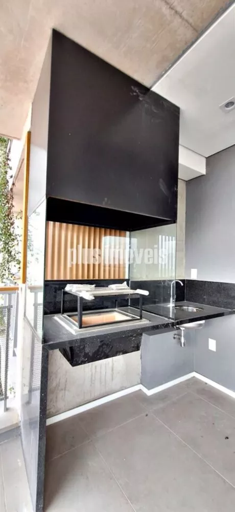 Apartamento à venda com 4 quartos, 195m² - Foto 4