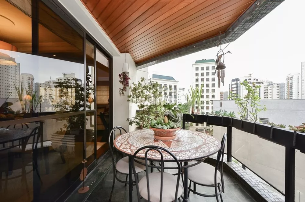Apartamento, 4 quartos, 226 m² - Foto 2
