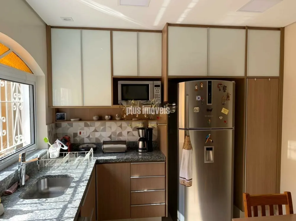 Casa, 4 quartos, 250 m² - Foto 12