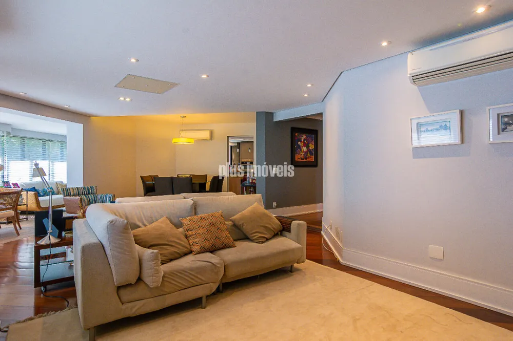Apartamento, 4 quartos, 241 m² - Foto 1