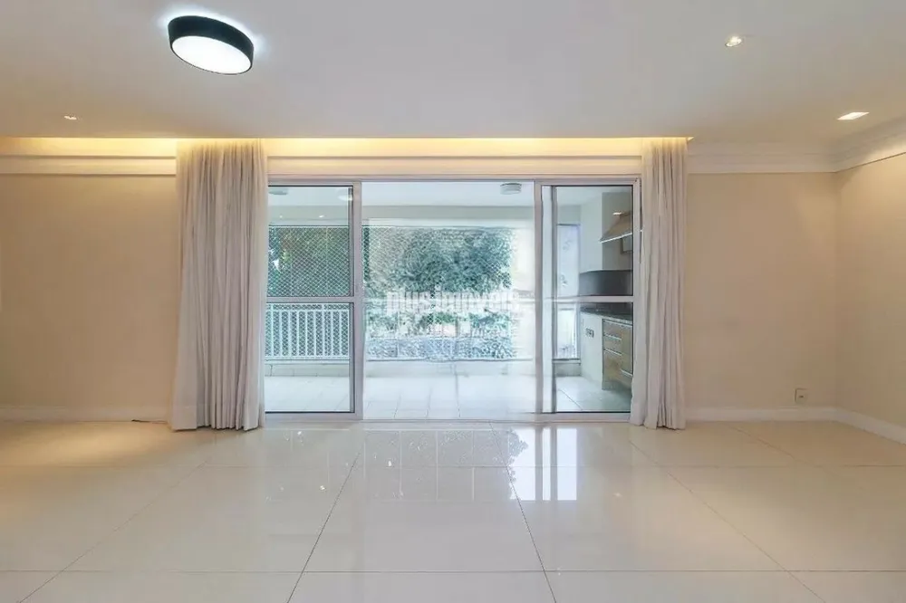 Apartamento, 3 quartos, 143 m² - Foto 2