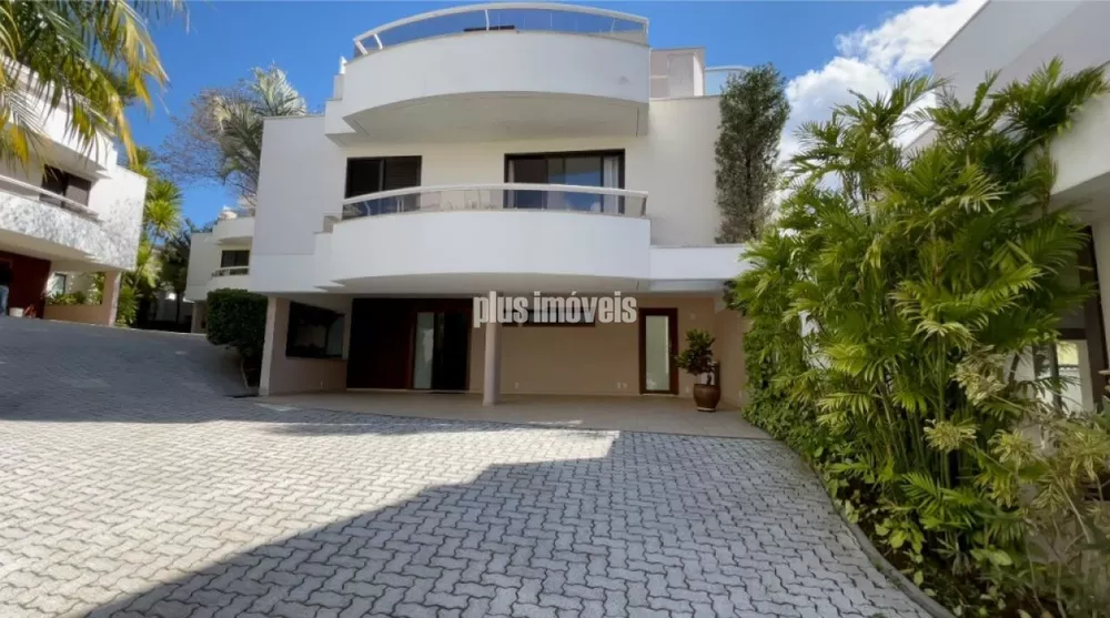 Casa de Condomínio à venda com 4 quartos, 644m² - Foto 1