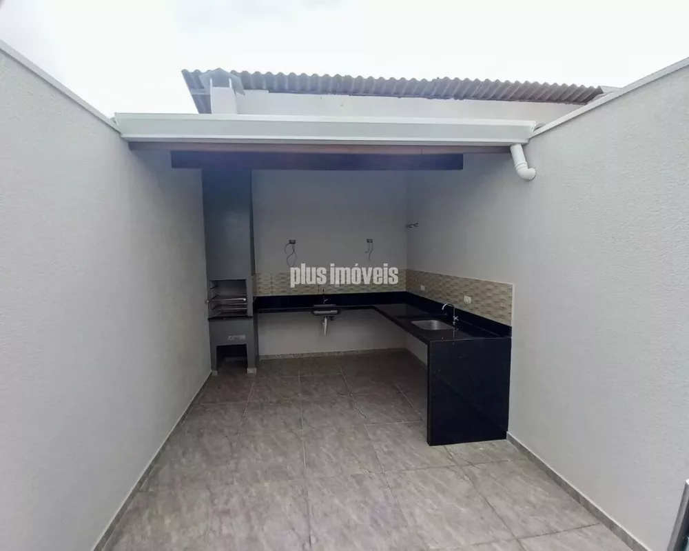 Casa à venda com 3 quartos, 110m² - Foto 4