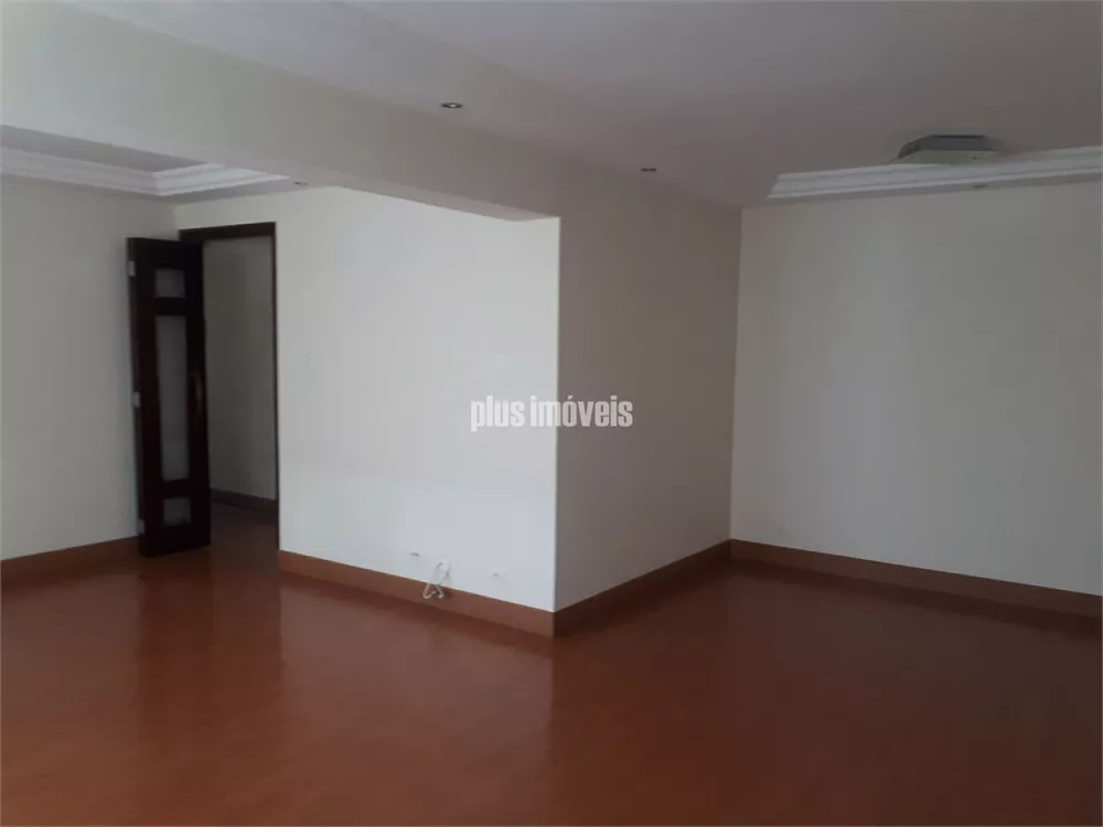 Apartamento à venda com 3 quartos, 125m² - Foto 1