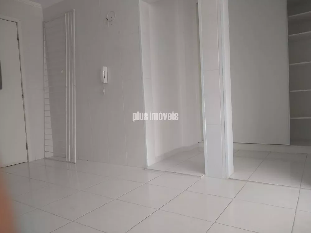 Apartamento à venda com 3 quartos, 125m² - Foto 14