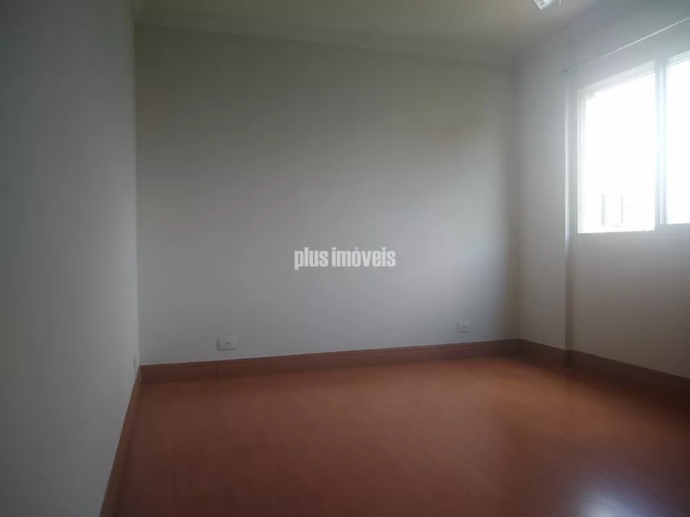 Apartamento à venda com 3 quartos, 125m² - Foto 10