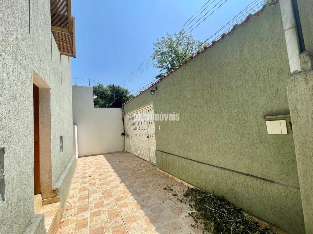 Casa à venda e aluguel com 2 quartos, 150m² - Foto 1