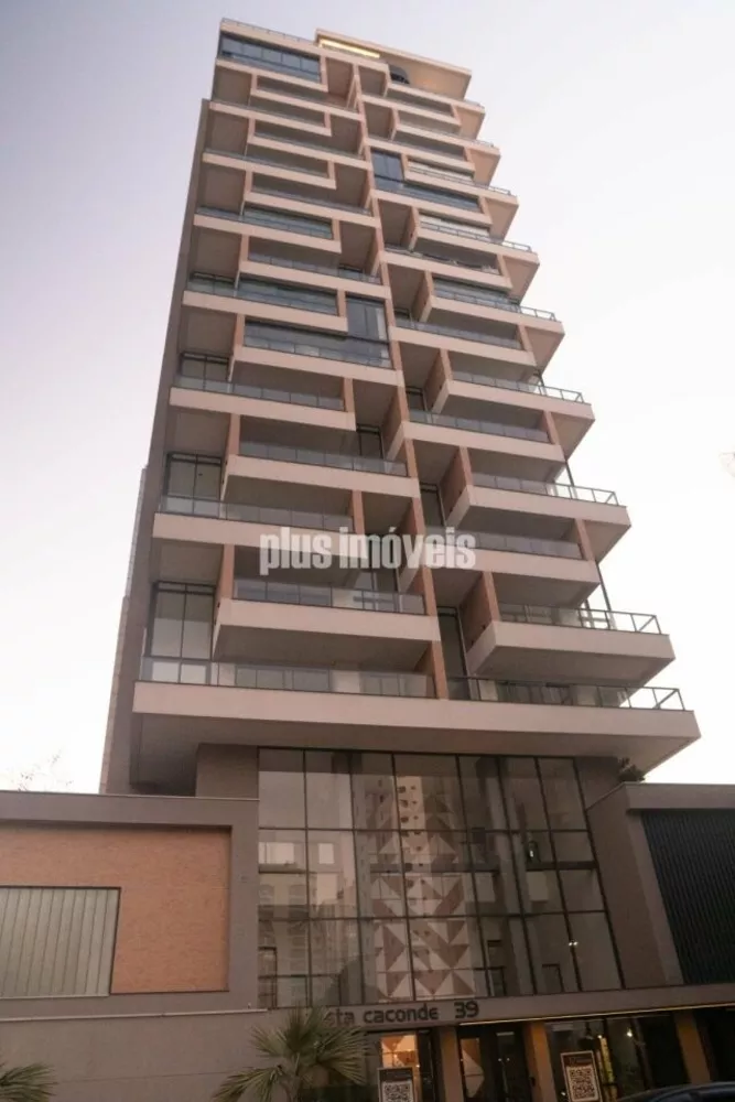 Apartamento à venda com 3 quartos, 127m² - Foto 1