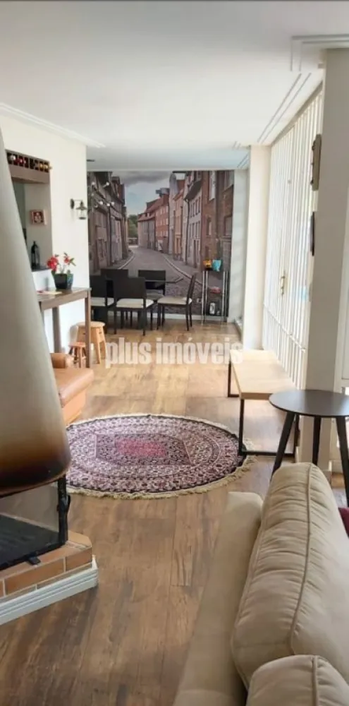 Casa, 5 quartos, 305 m² - Foto 1
