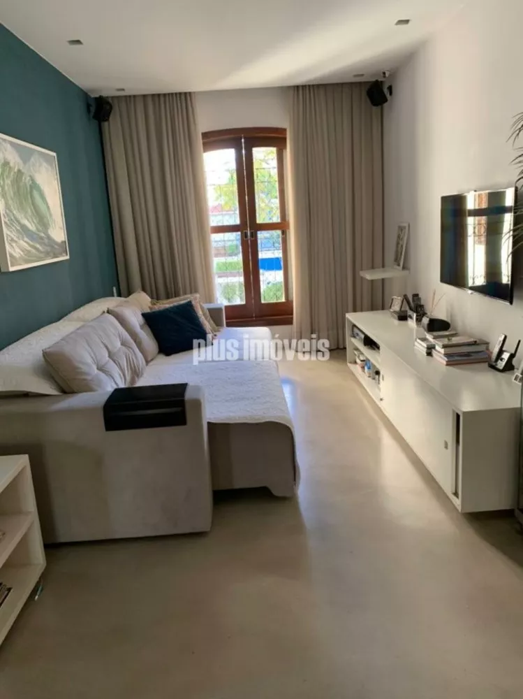 Apartamento à venda com 3 quartos, 222m² - Foto 2