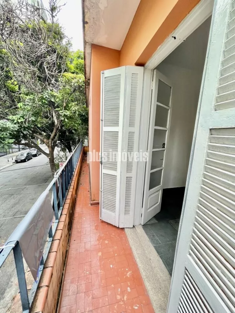 Casa Comercial à venda com 3 quartos, 332m² - Foto 3