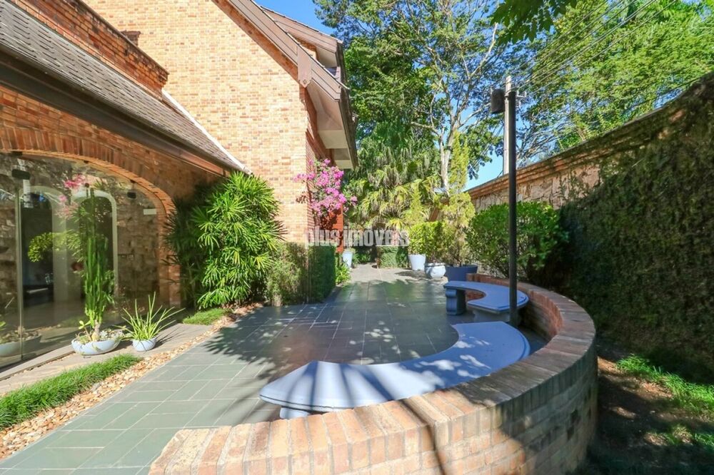 Casa de Condomínio à venda e aluguel com 5 quartos, 984m² - Foto 4