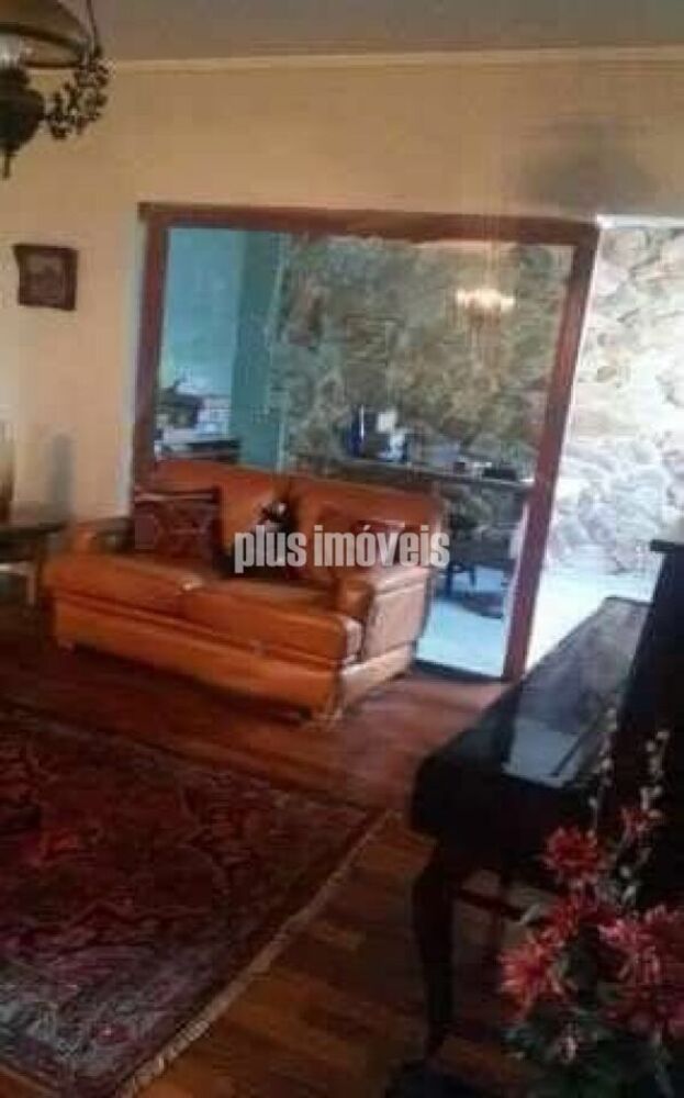 Casa à venda com 4 quartos, 270m² - Foto 10