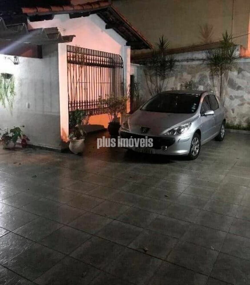 Casa à venda com 4 quartos, 270m² - Foto 12