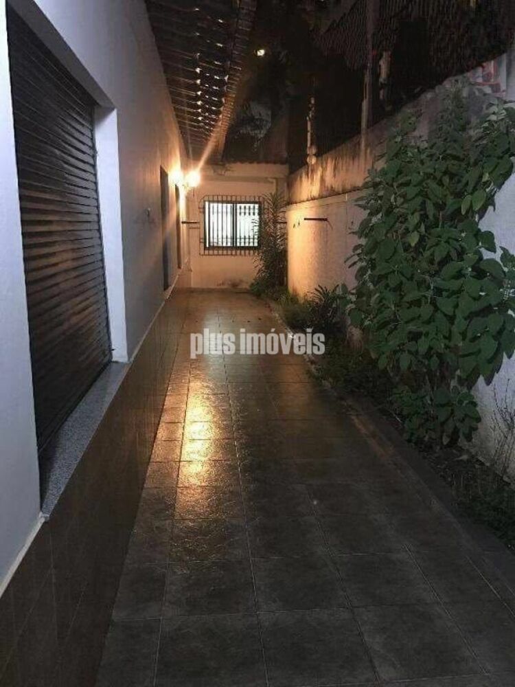 Casa à venda com 4 quartos, 270m² - Foto 13