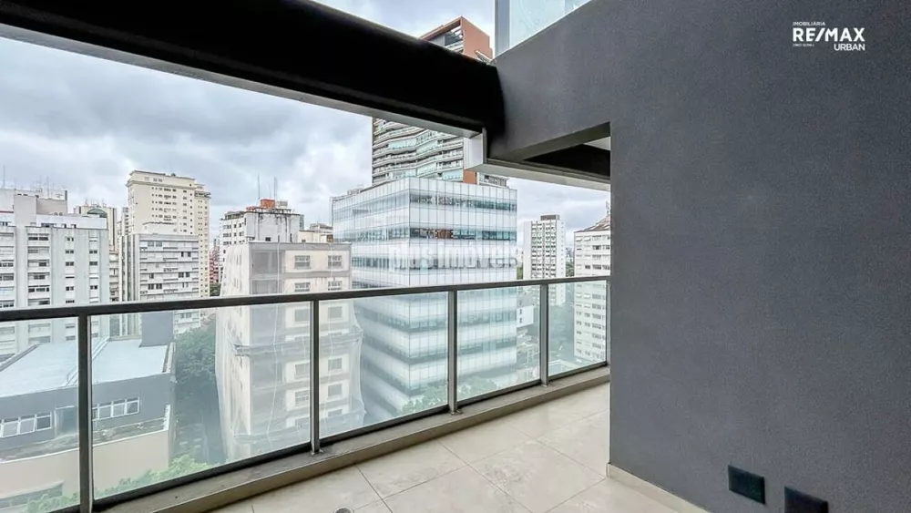 Apartamento à venda com 2 quartos, 68m² - Foto 2