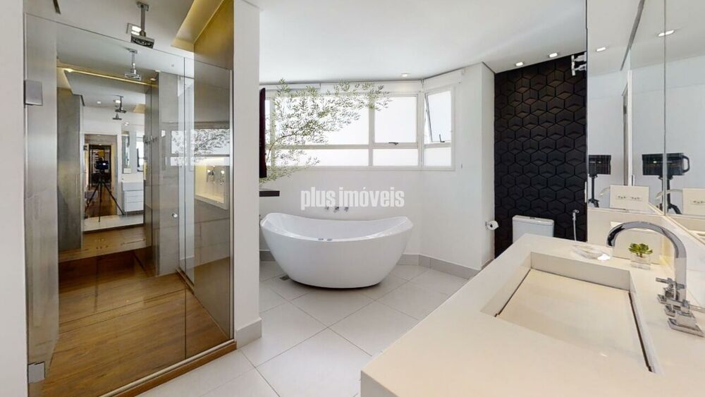 Apartamento, 3 quartos, 261 m² - Foto 1