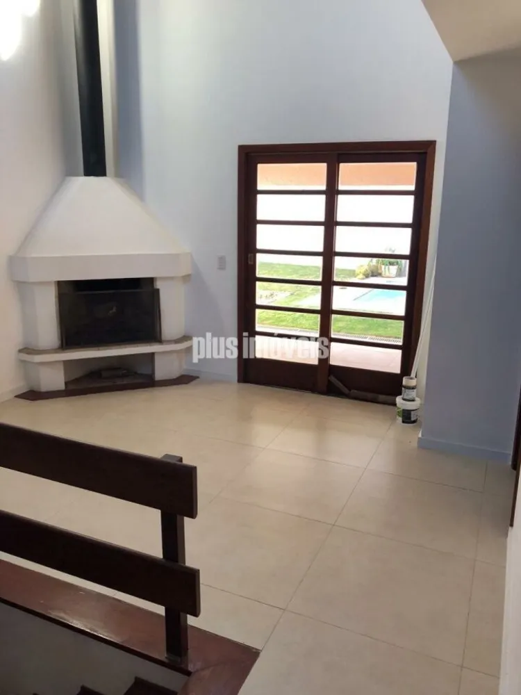 Casa, 3 quartos, 380 m² - Foto 1