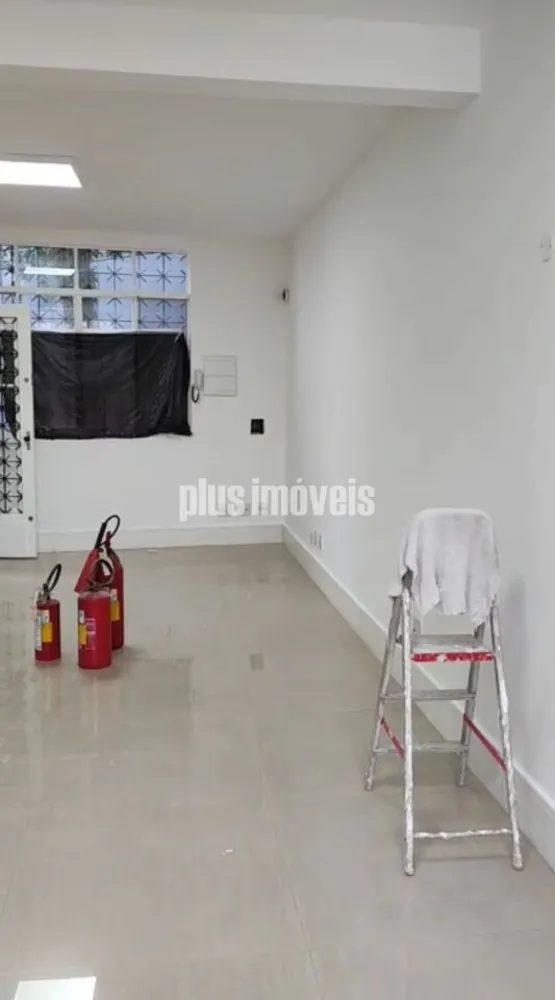 Casa, 4 quartos, 245 m² - Foto 1