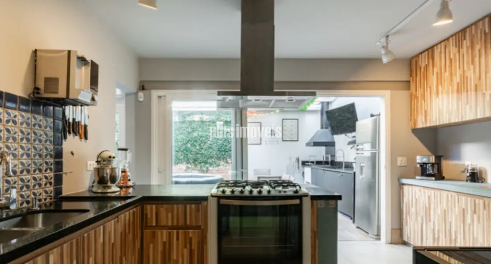 Casa, 3 quartos, 136 m² - Foto 1