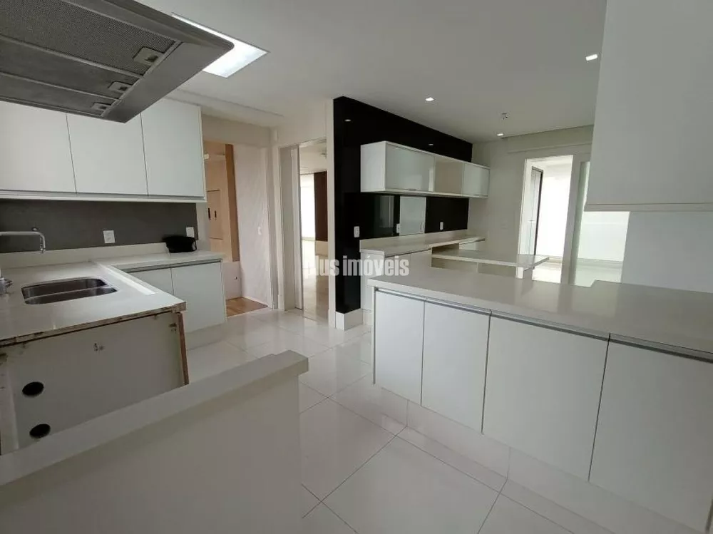 Apartamento, 4 quartos, 288 m² - Foto 1