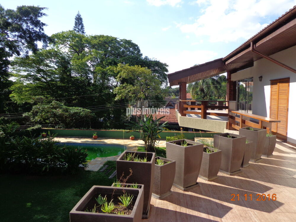Casa à venda com 4 quartos, 840m² - Foto 3