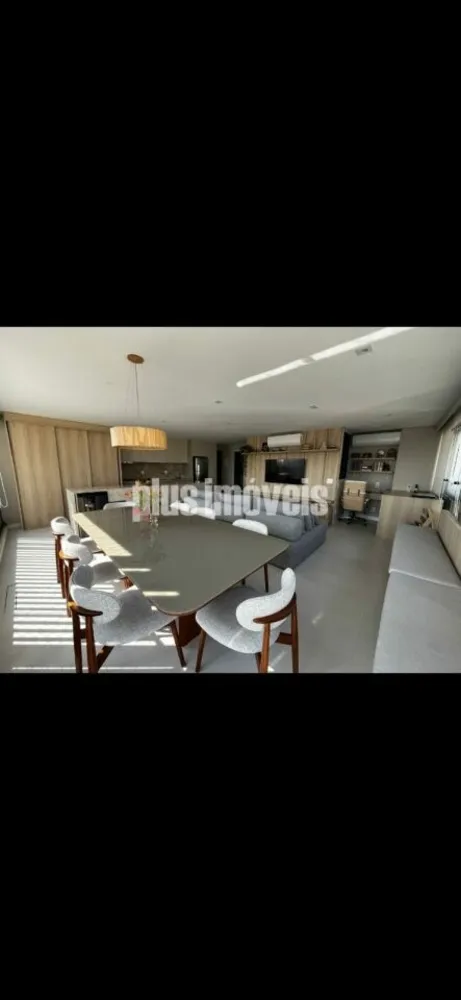 Apartamento, 3 quartos, 100 m² - Foto 1