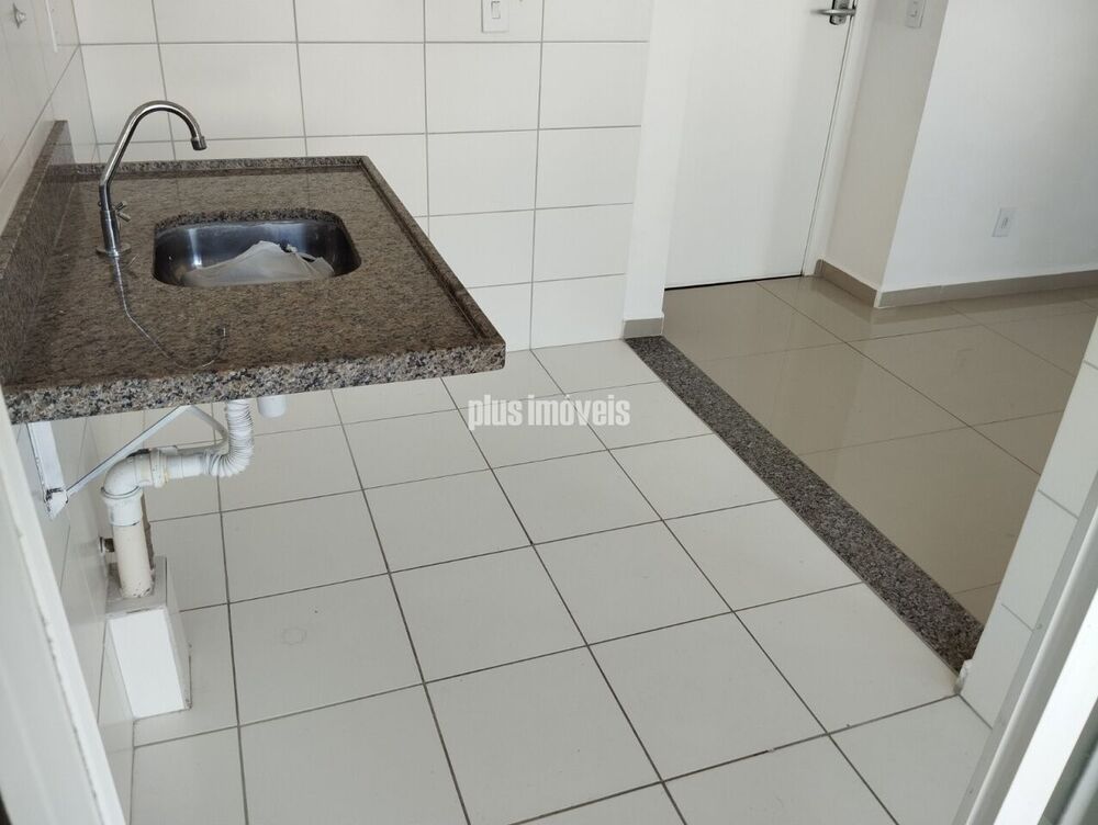 Apartamento à venda com 1 quarto, 32m² - Foto 7
