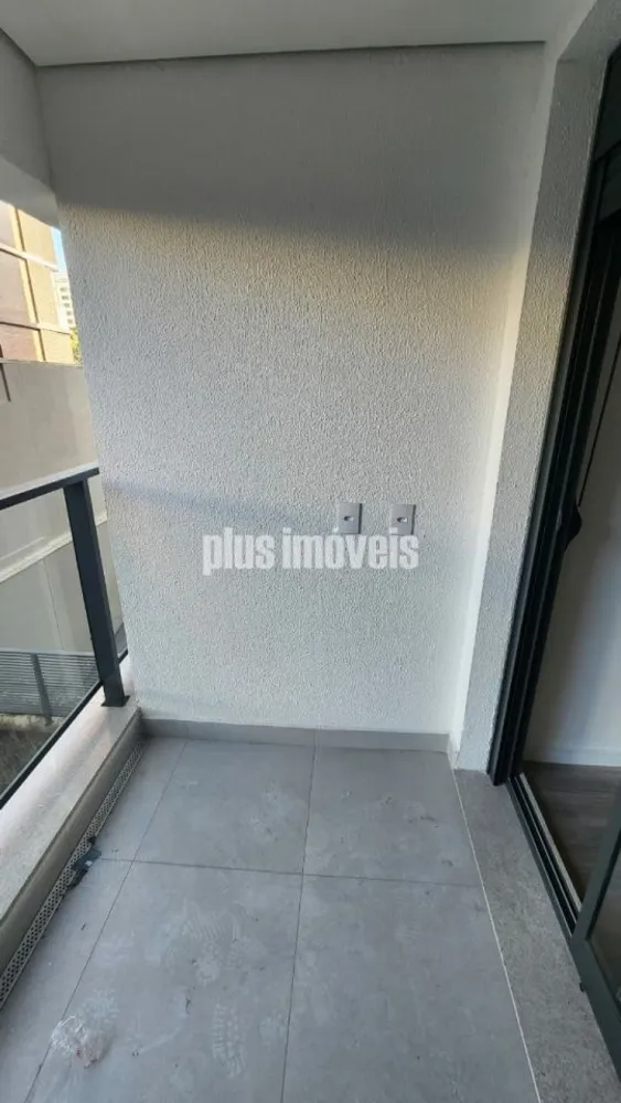 Apartamento, 1 quarto, 27 m² - Foto 2