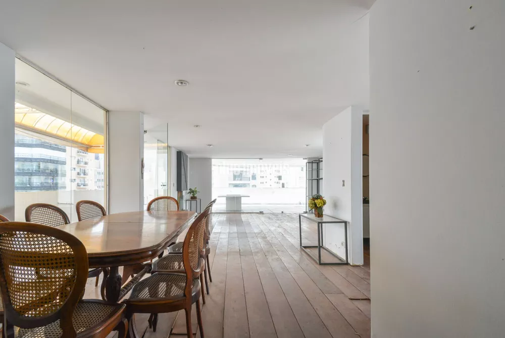 Apartamento, 4 quartos, 260 m² - Foto 2