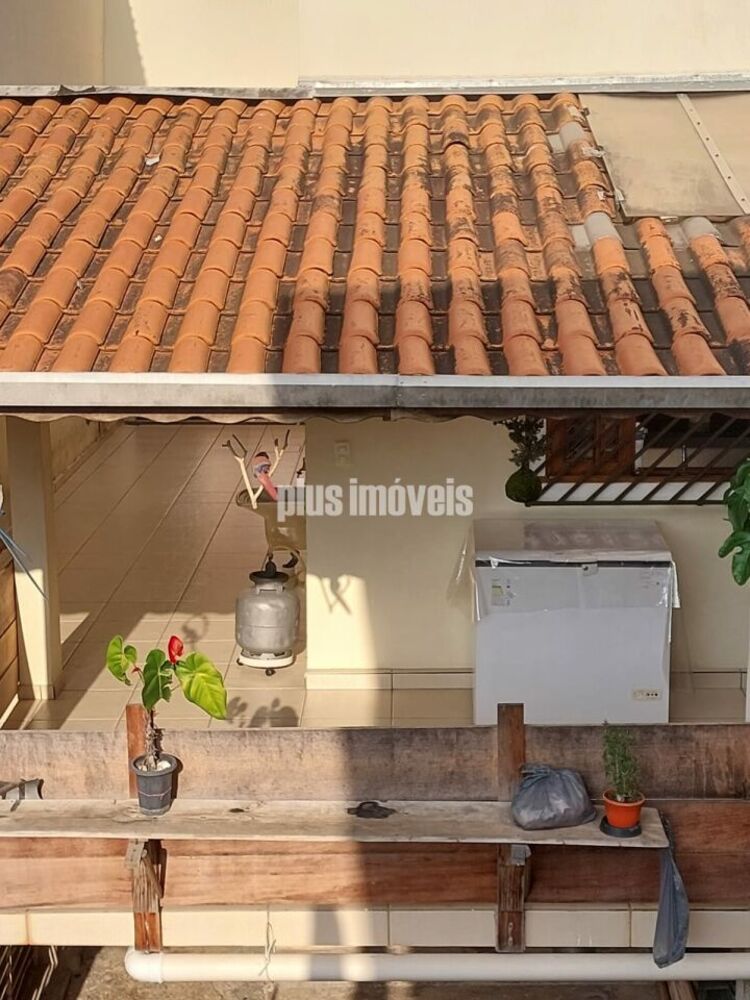 Casa, 3 quartos, 240 m² - Foto 13