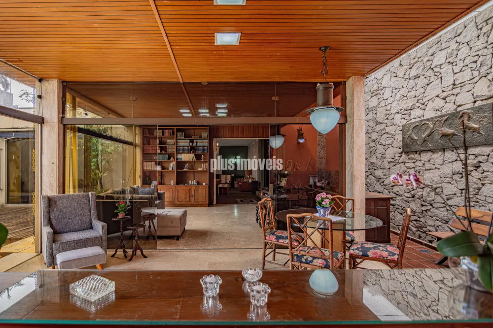 Casa, 3 quartos, 380 m² - Foto 1