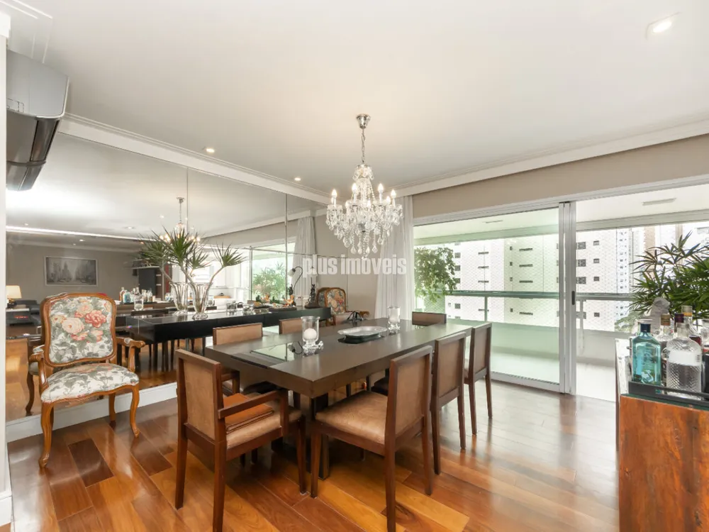 Apartamento, 3 quartos, 211 m² - Foto 1