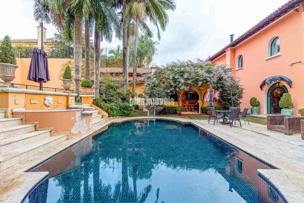 Casa, 4 quartos, 1559 m² - Foto 1