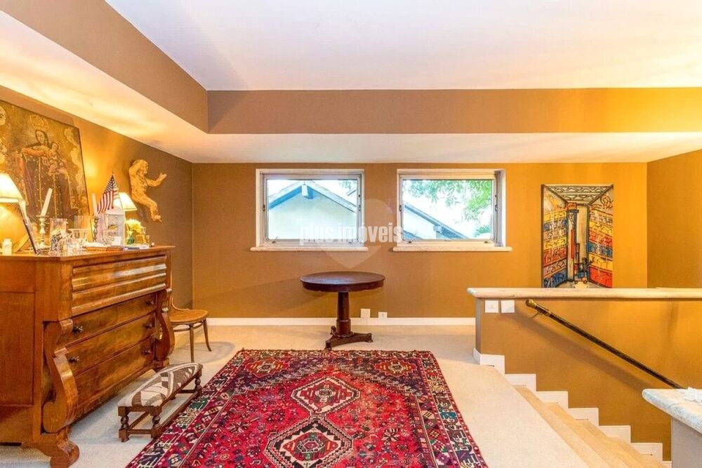 Casa, 4 quartos, 1559 m² - Foto 4